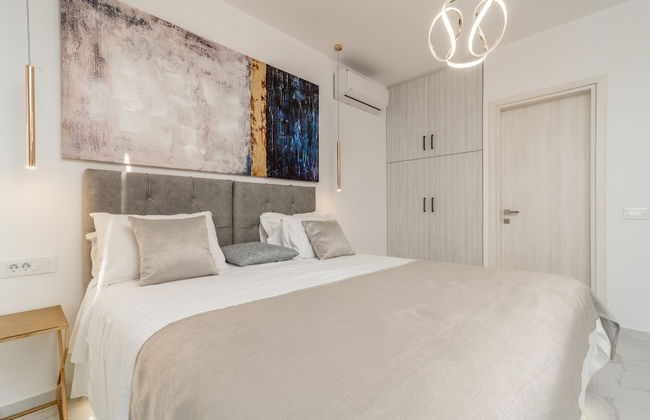 Cavo Mare Mirazur Luxury Retreat - Photo 2