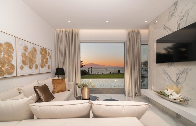 Cavo Mare Mirazur Luxury Retreat - Photo 10