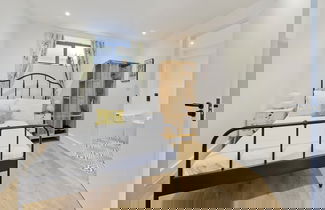 Foto 3 - Luxury one Bedroom Greenwich Studio Apartment Near Canary Wharf by Underthedoormat