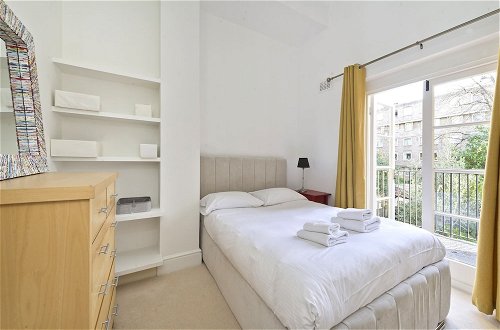 Foto 5 - Bright one Bedroom Apartment With Balcony in Maida Vale by Underthedoormat