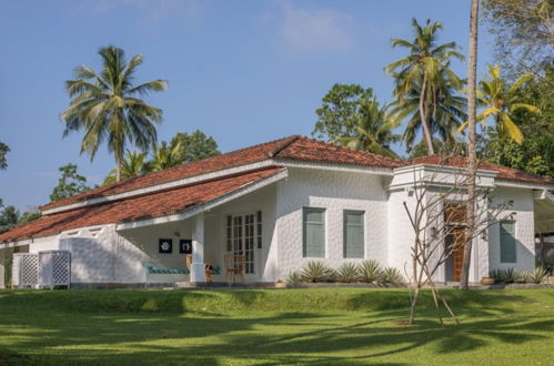 Photo 1 - Breathtaking Villa In 02 Acres Of Tropical Walled-in Gardens