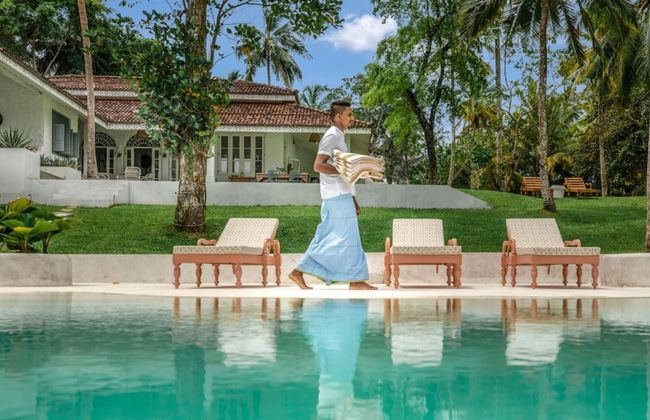 Breathtaking Villa In 02 Acres Of Tropical Walled-in Gardens - Foto 29