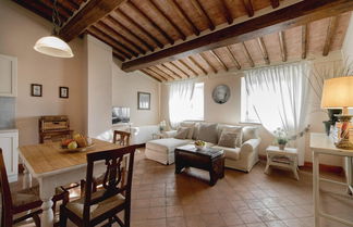 Foto 3 - Anna Farmhouse Apartment in Wine Resort in Lucca