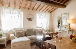 Foto 1 - Anna Farmhouse Apartment in Wine Resort in Lucca