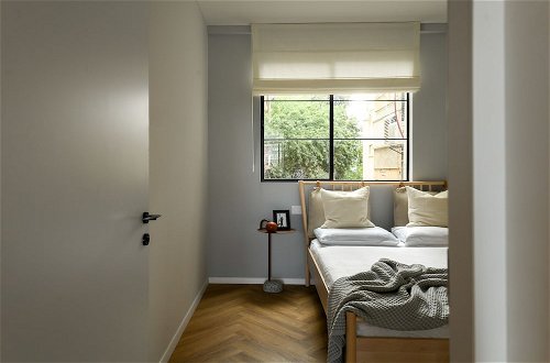 Foto 25 - Stunning 2BR Apartment in Beeri