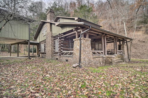 Foto 4 - Tranquil Smoky Mountain Cabin w/ Porch & Fire Pit