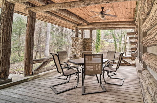 Photo 6 - Tranquil Smoky Mountain Cabin w/ Porch & Fire Pit