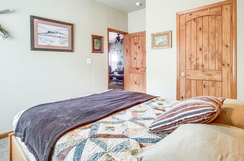 Photo 24 - Cozy Ski Cabin w/ Deck Near Taos Ski Valley