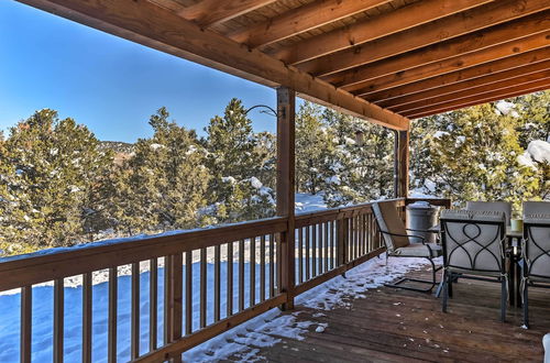 Photo 4 - Cozy Ski Cabin w/ Deck Near Taos Ski Valley