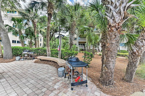 Photo 8 - Palmetto Dunes Villa w/ Views: Steps to Beach