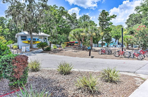 Photo 21 - Palmetto Dunes Villa w/ Views: Steps to Beach