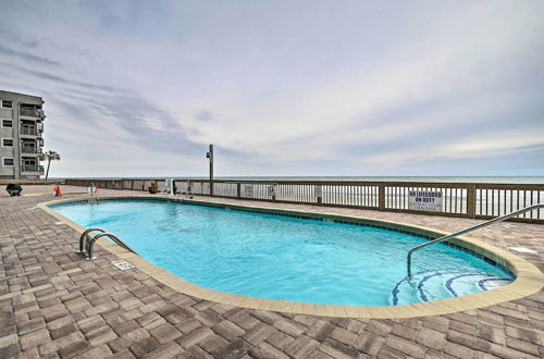 Foto 16 - Murrells Inlet Condo w/ Ocean Views & Pool Access