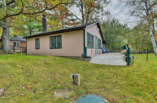 Photo 17 - Charming Gladwin Family Cottage - Indian Lake