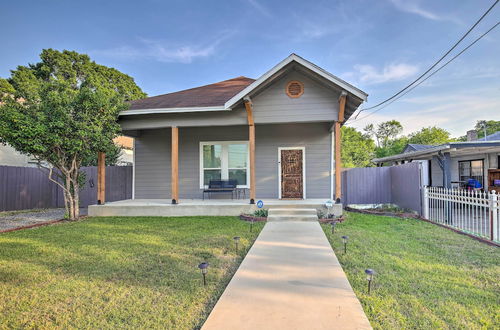 Photo 7 - Stylish San Antonio Retreat Near The Pearl