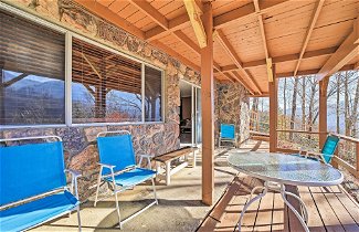 Foto 2 - Mountain-view Maggie Valley House w/ Spacious Deck
