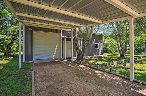 Photo 4 - Charming Quitman Cabin < 2 Miles to Lake Fork