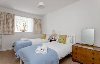 Photo 1 - 400 Attractive 2 Bedroom Apartment in Lovely Dean Village