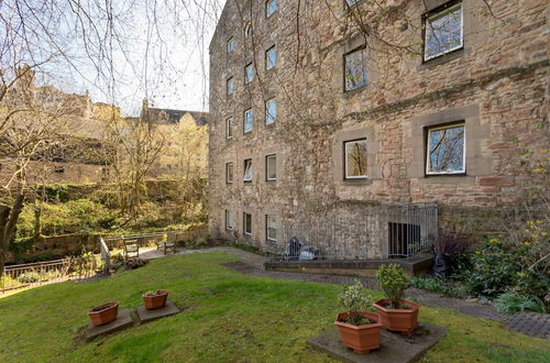 Photo 27 - 400 Attractive 2 Bedroom Apartment in Lovely Dean Village