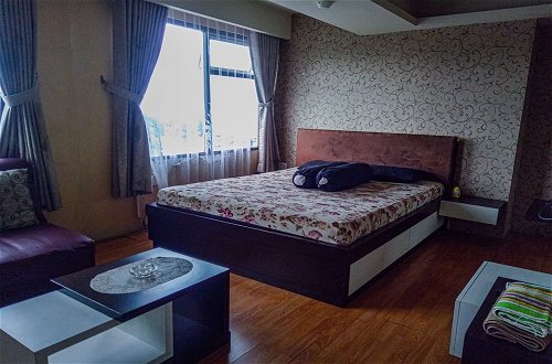 Photo 7 - Cozy Room @ Hallo Tidur By Tio