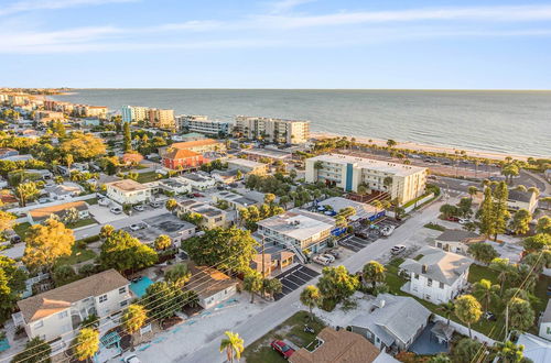 Photo 4 - Madeira Beach Studio w/ Easy Access to Shore