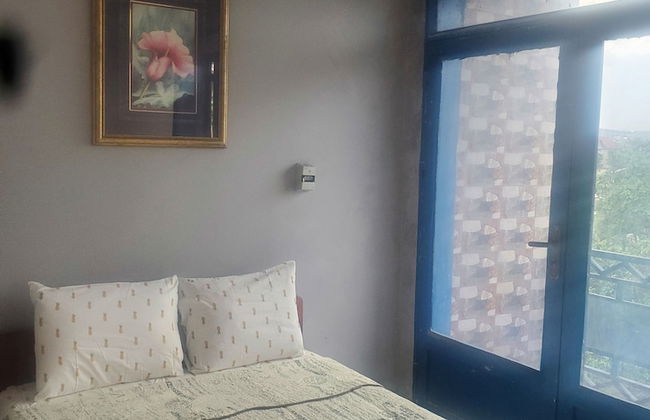 Mike's Flat hotel - Photo 5