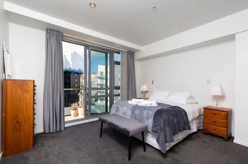 Photo 4 - Stunning Three Bedroom Home Near Sky Tower