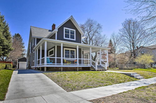 Photo 19 - Cozy Urban Ludington Apt ~ 1 Mi to Lake Michigan