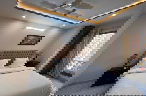 Photo 10 - Aimpire Hotel