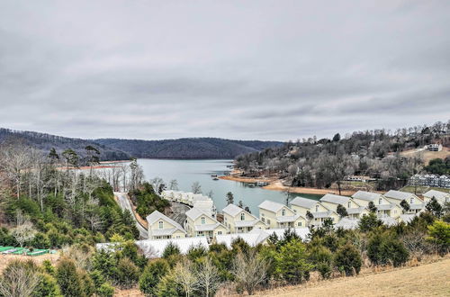 Photo 15 - Tennessee Vacation Rental: Boat Slip Access