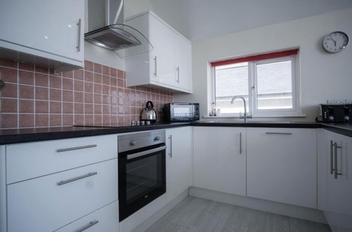 Photo 29 - Campbell - 2 Bedroom Apartment - Pendine