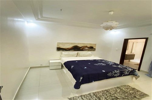 Photo 4 - Superb Apartment With Jacuzzi No019