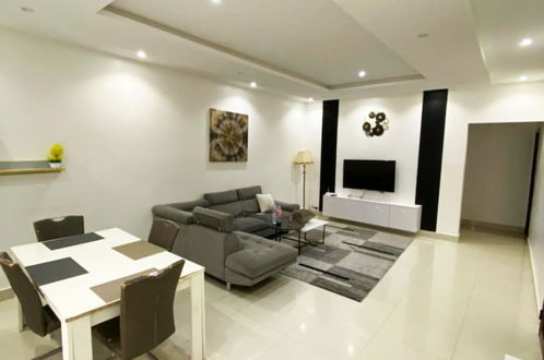 Photo 34 - Superb Apartment With Jacuzzi No019