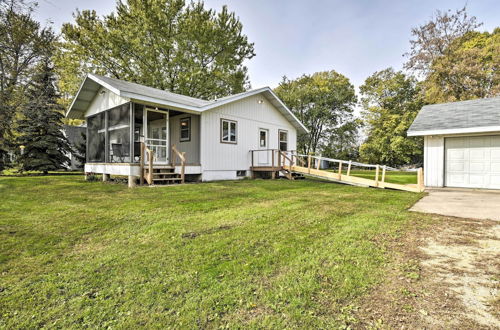 Foto 25 - Charming Neenah House w/ Porch on Lake Winnebago