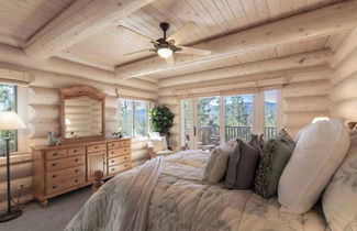 Photo 1 - Penticton Lodge by Avantstay Log Cabin Home w/ Incredible Views, Large Patio & Hot Tub