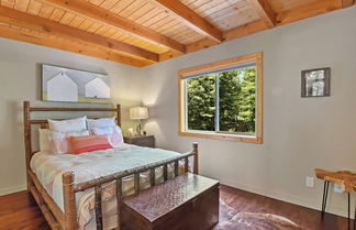 Photo 2 - Luxury Tahoe Chalet Minutes to Dining