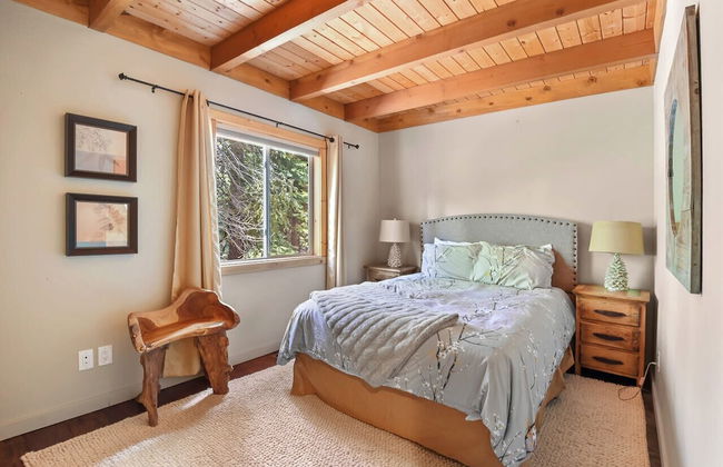 Luxury Tahoe Chalet Minutes to Dining - Foto 2