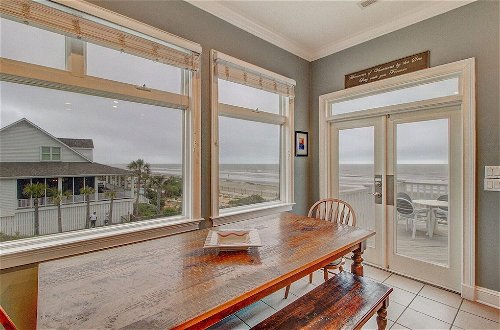 Foto 31 - 502 Ocean Blvd by Avantstay Beach Front Home w/ Pool & Ocean Views
