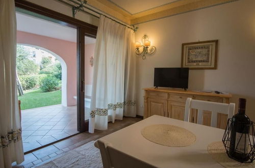 Foto 17 - Beautiful Il Giardino Degli Oleandri one Bedroom Premium Sleeps 4