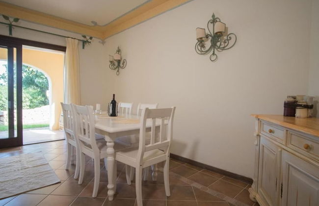 Beautiful Il Giardino Degli Oleandri one Bedroom Sleeps two Num0842 - Foto 19