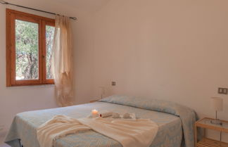 Foto 3 - Outstanding Residenze Gallura 2 Bedroom Sleeps Num0596