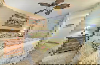 Foto 2 - Beachfront Condo: Sunset Views & Pool Access
