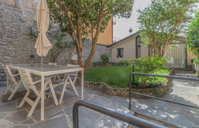 The Secret Garden in Varenna - Photo 33