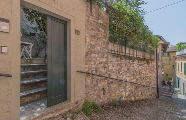 The Secret Garden in Varenna - Photo 35