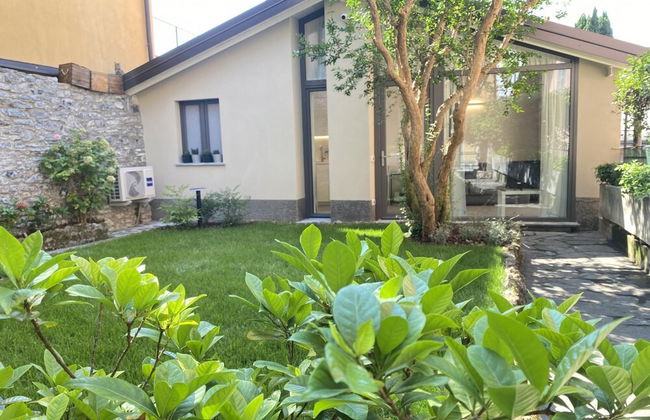 The Secret Garden in Varenna - Photo 1