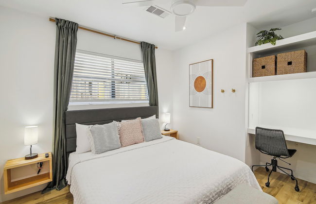 Palm Springs Escape - Photo 4