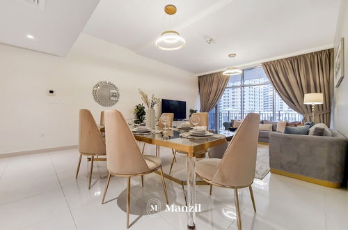 Photo 7 - Designer 3 BR w/ walking distance to Dubai Mall