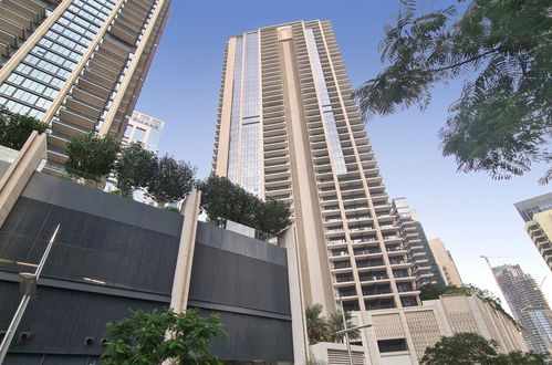 Foto 16 - Designer 3 BR w/ walking distance to Dubai Mall