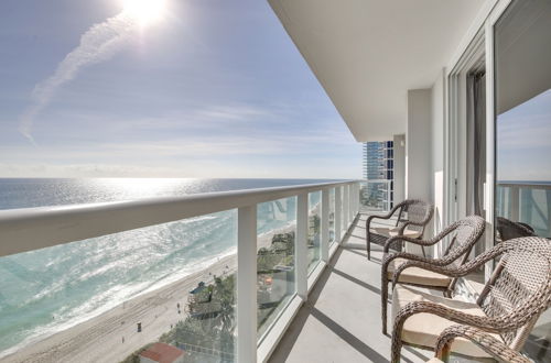 Foto 1 - Sunny Isles Beach Retreat w/ Resort Perks