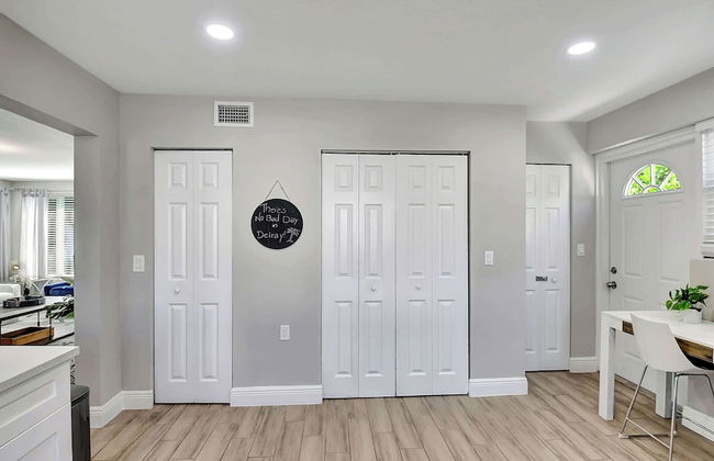 Modern and Updated Delray Beach Escape Sleeps 10! - Photo 42