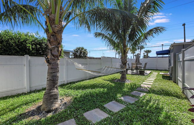 Modern and Updated Delray Beach Escape Sleeps 10! - Photo 51